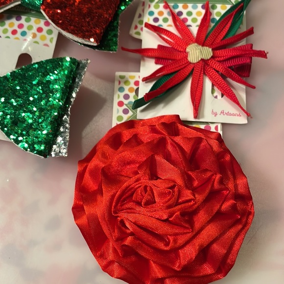 NWT Set of 9 Miscellaneous Holiday Barrettes - Picture 2 of 5